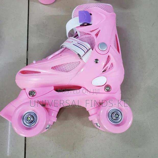 Double Wheel Adjustable Skating Shoes
