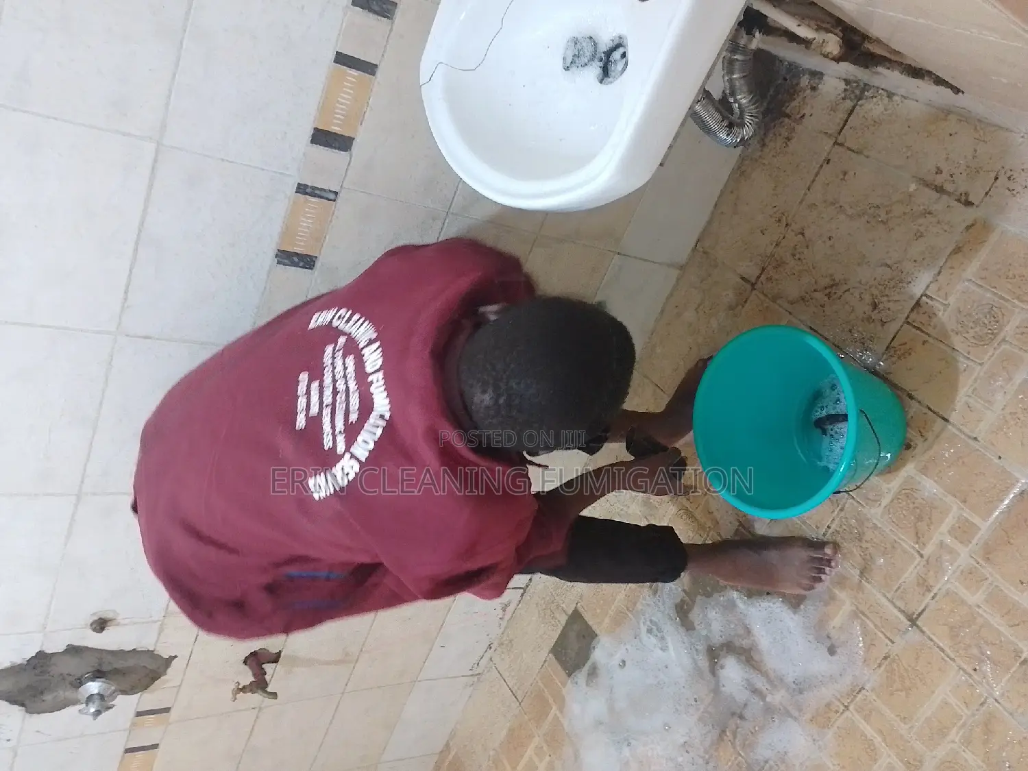 Scrubbing Floor Services