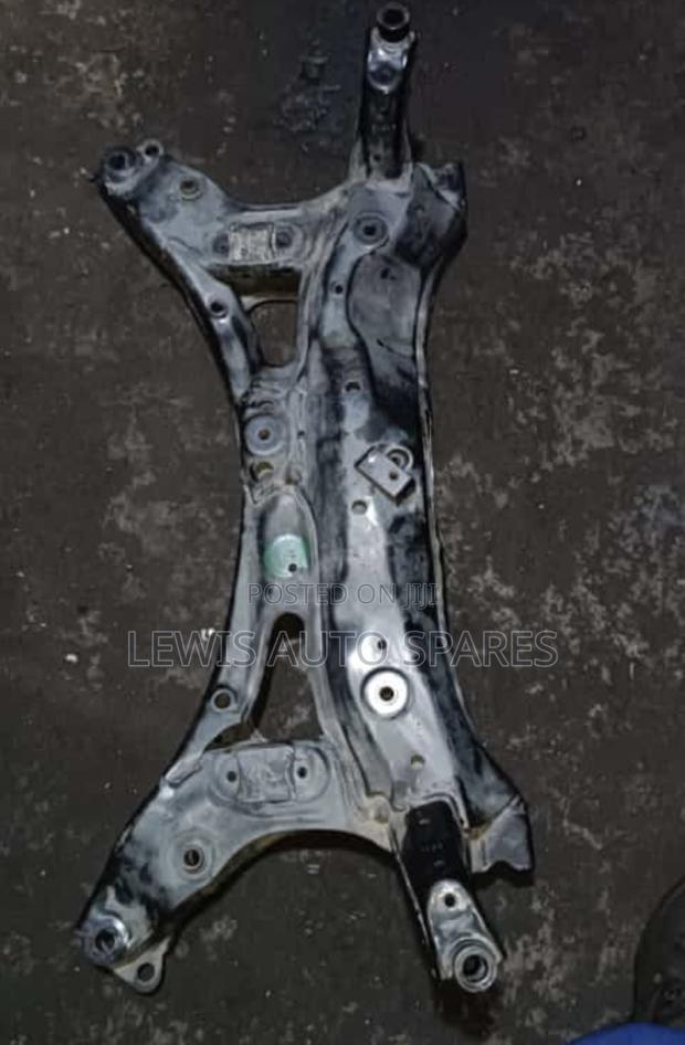 Honda Vezel Cross Member