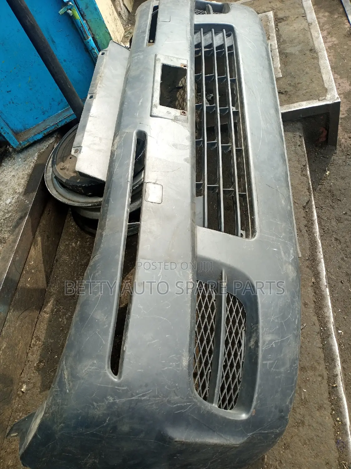 Toyota 7 L Front Bumper 2007