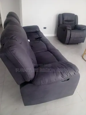 Four Seater Recliner Sofas
