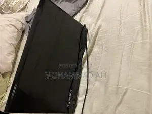 Laptop Toshiba Satellite C850 4GB Intel Core I3 HDD 500GB