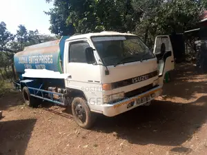 Isuzu Canter Plus Bowser Tank 6000l