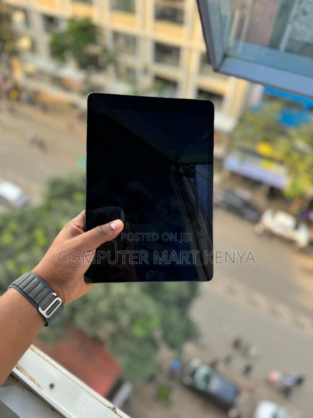 Apple iPad 10.2 (2021) 64 GB Gray - thumbnail 3