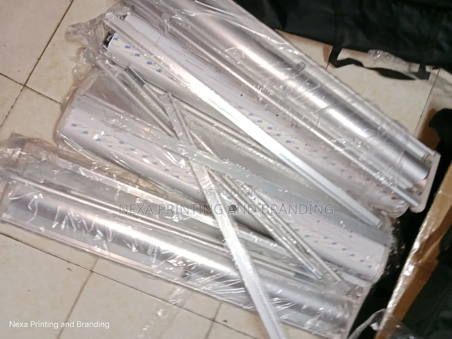 High Quality Display Stands For Broadbase Roll Ups