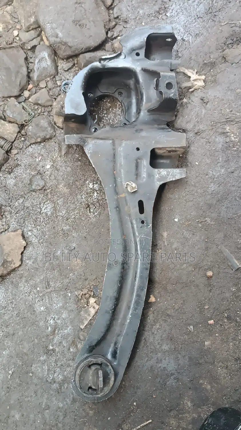 Mazda Axela Arm