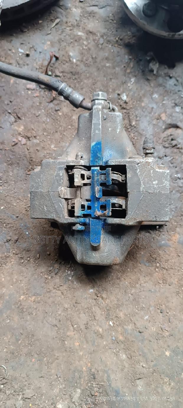 Toyota Mark 2 Caliper - thumbnail 2