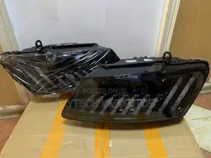 AUDI Q5 Aftermarket Headlight
