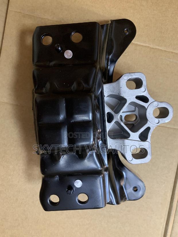 Volkswagen Mk7 Engine and Gearbox Mount - thumbnail 2