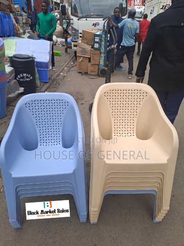 Easy Skyplast Plastic Chair