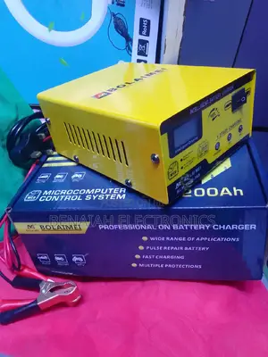Car Battery Charger.Professional and Intelligent Car Charger
