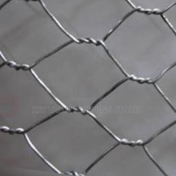 Triple Twisted Chainlink (2.5mm×18m ×6ft) - main view