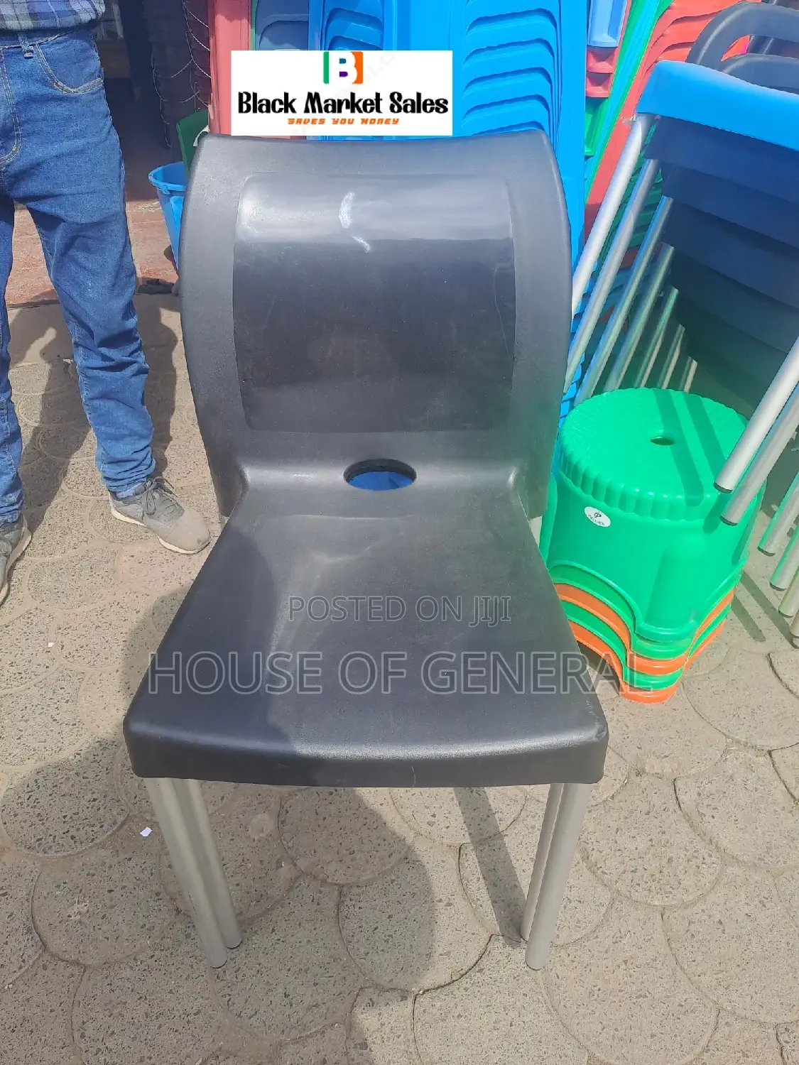 Good Quality Plastic Chair With Metal Legs