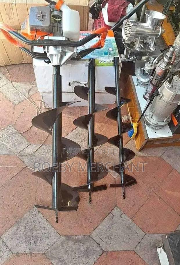Professional Earth Auger - main view