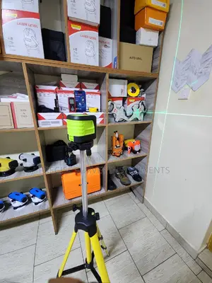 Self Leveling Laser Level 4 Line With 1.2m Tripod
