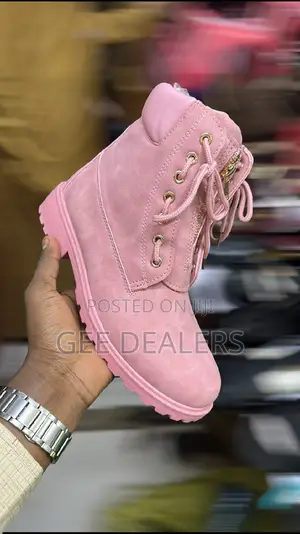 Ladies Timberland Boots Size 36-41