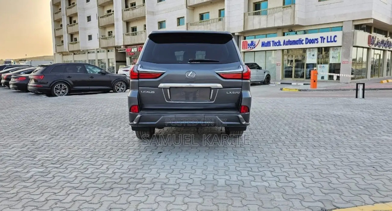 Lexus LX 2019 Gray