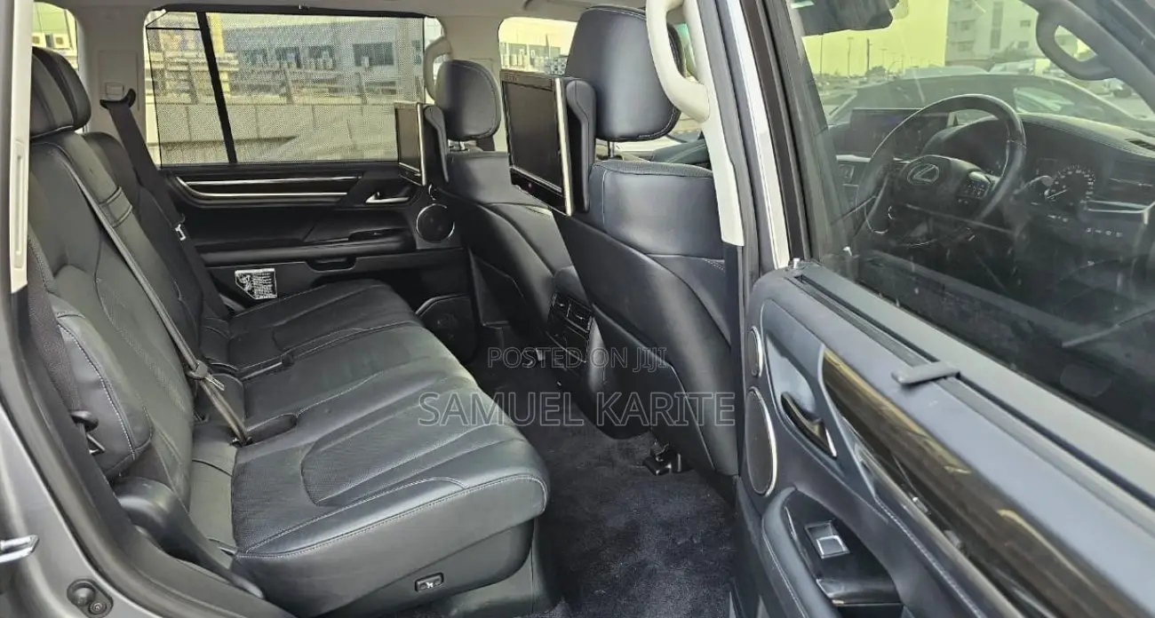 Lexus LX 2019 Gray