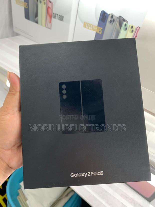 New Samsung Galaxy Z Fold 5 256 GB Black