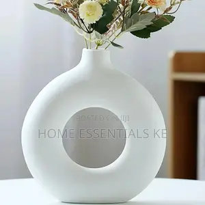 * Nordic Doughnut Vase