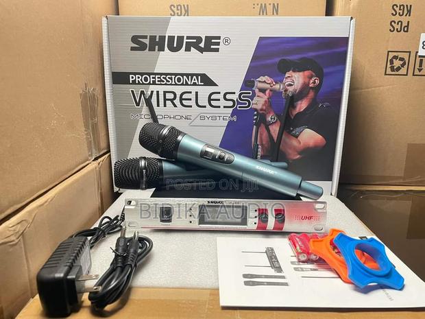Professional Wireless Microphone - thumbnail 2