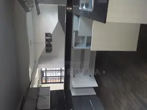 4bdrm House in Membley Estate for rent