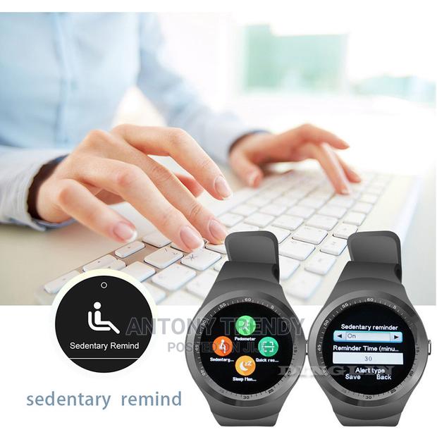 Y1 Smartwatch Touch Screen Support Micro SIM Card With Bluetooth - main view