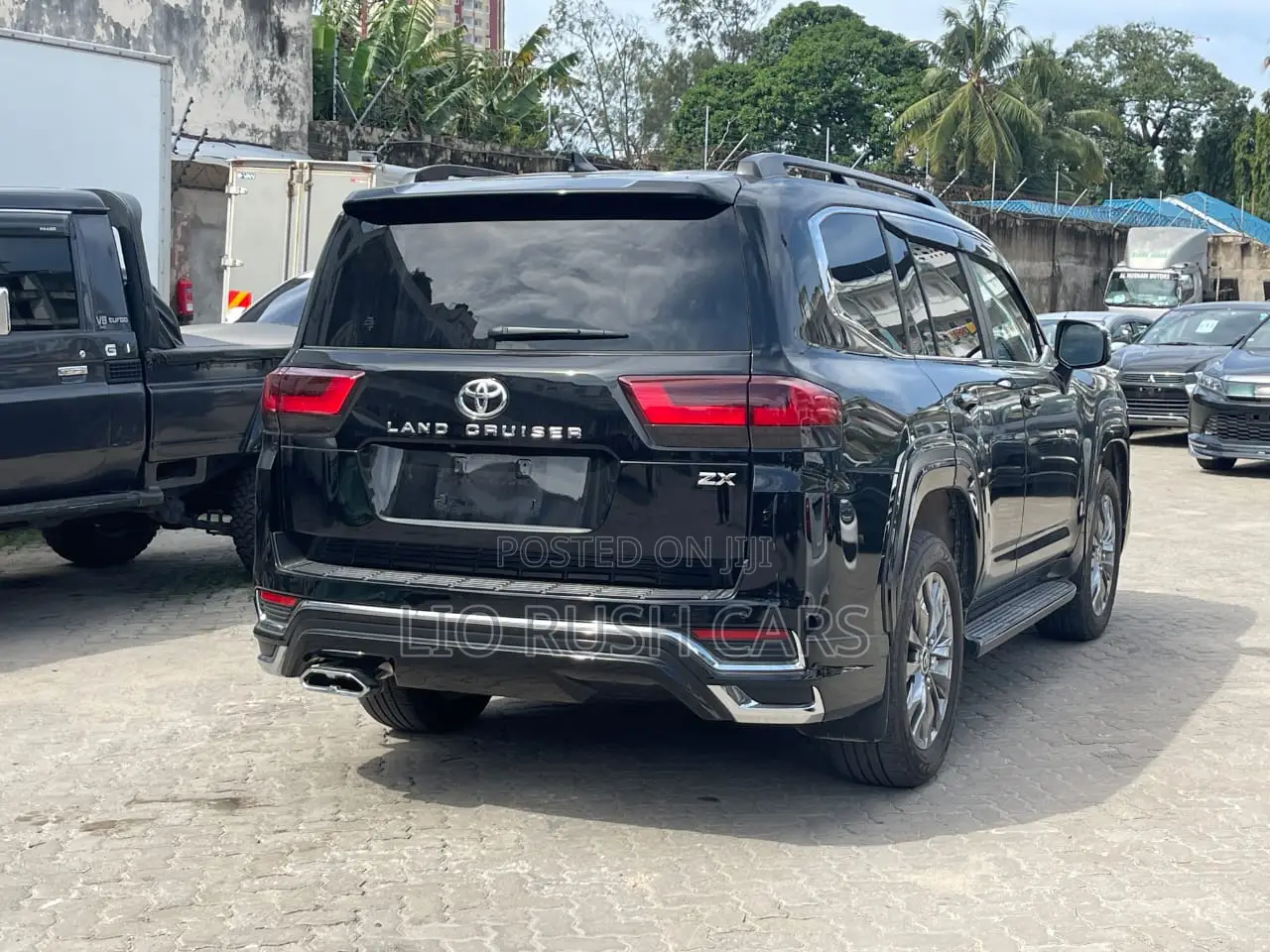 Toyota Land Cruiser 2023 Black