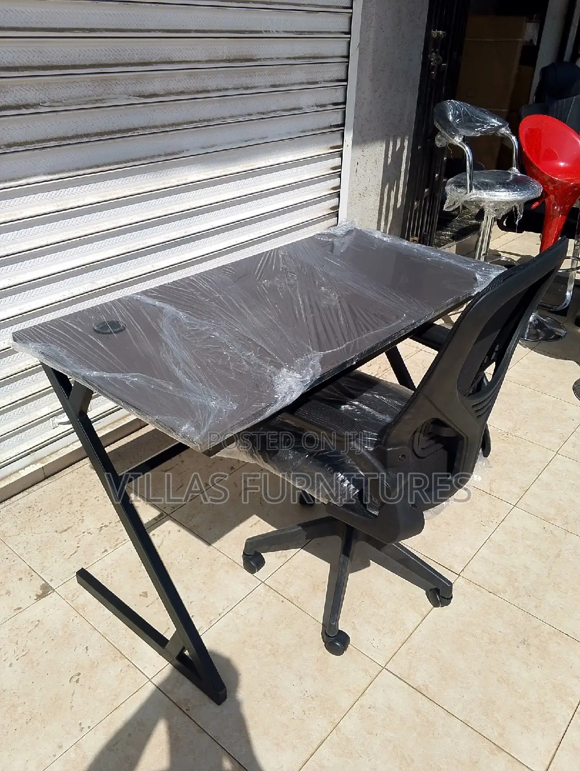 Study Table and Office Chair