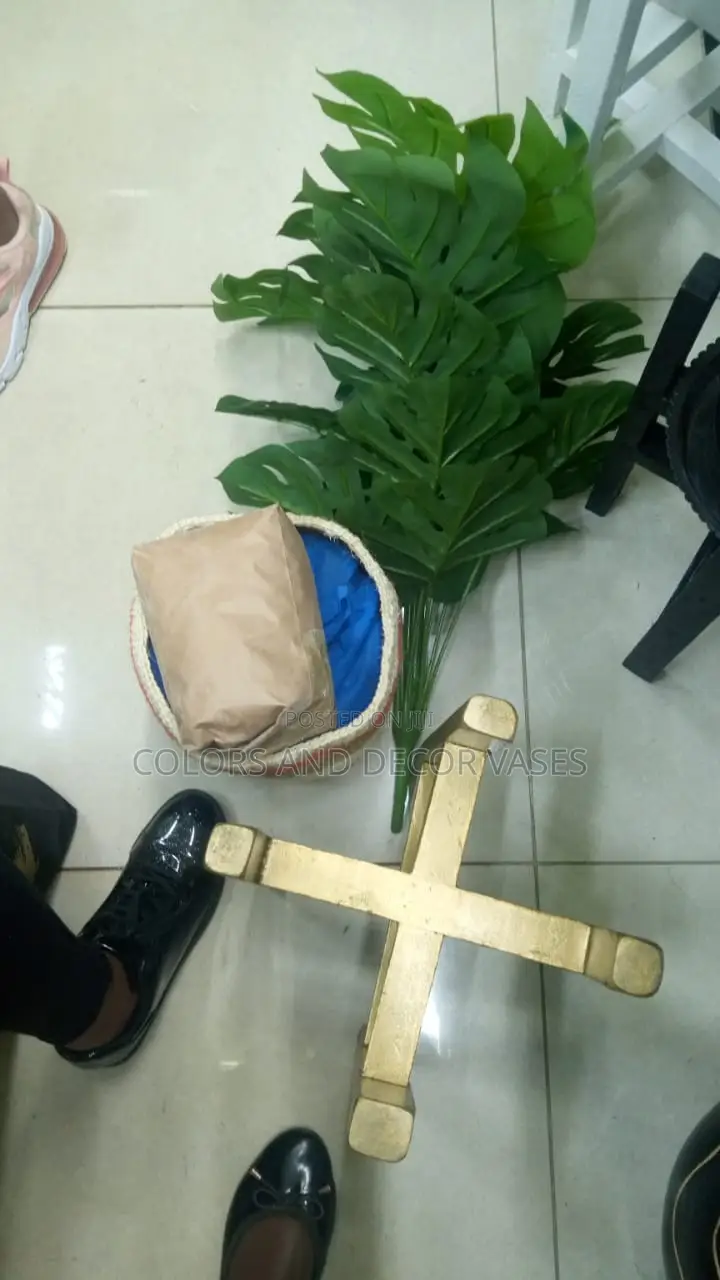 Stand, Plant and Basket