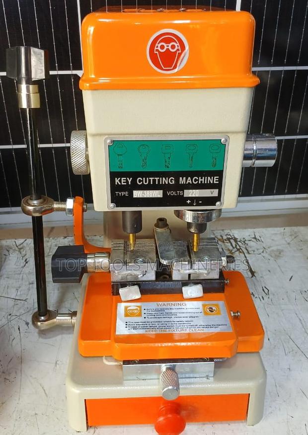 Small Key Cutting Machine - main view