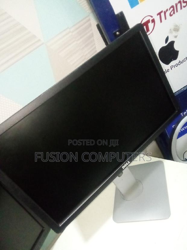 Dell TFT Monitors 20 Inches Stretch - main view