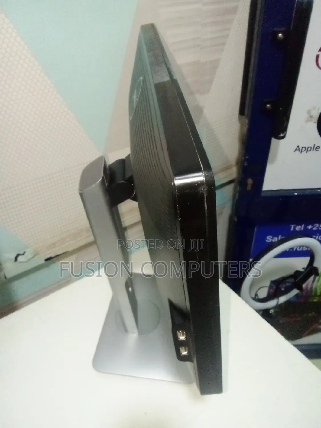 Dell TFT Monitors 20 Inches Stretch