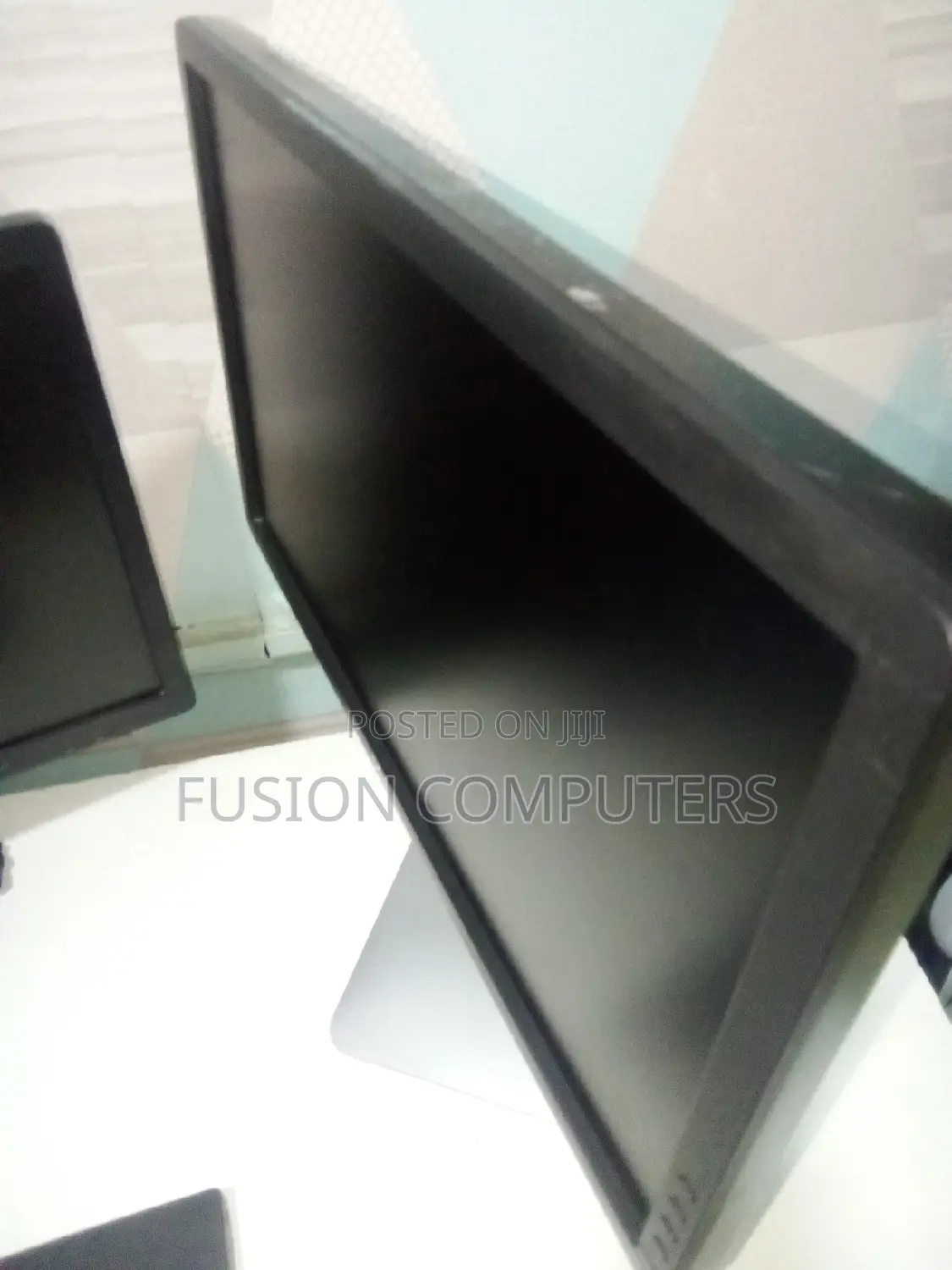 Dell TFT Monitors 20 Inches Stretch
