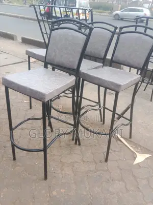 High Restraunt Bar Chais
