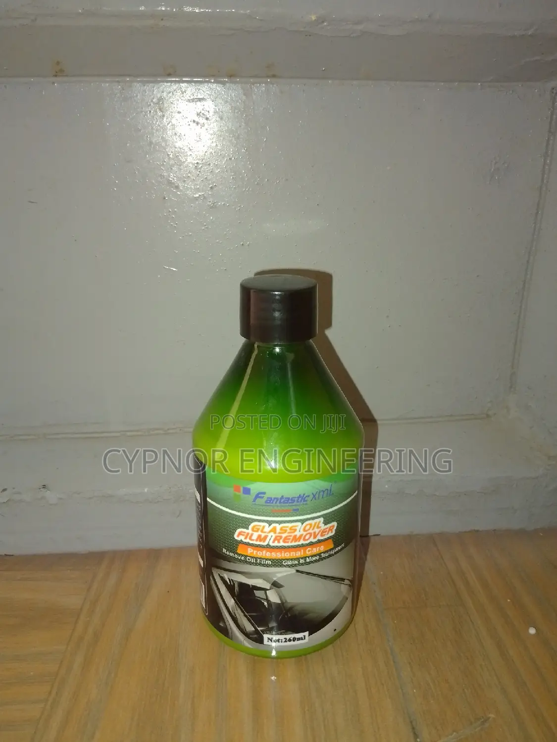 Fantastic XML Fiber Enriched Glass Cleaner