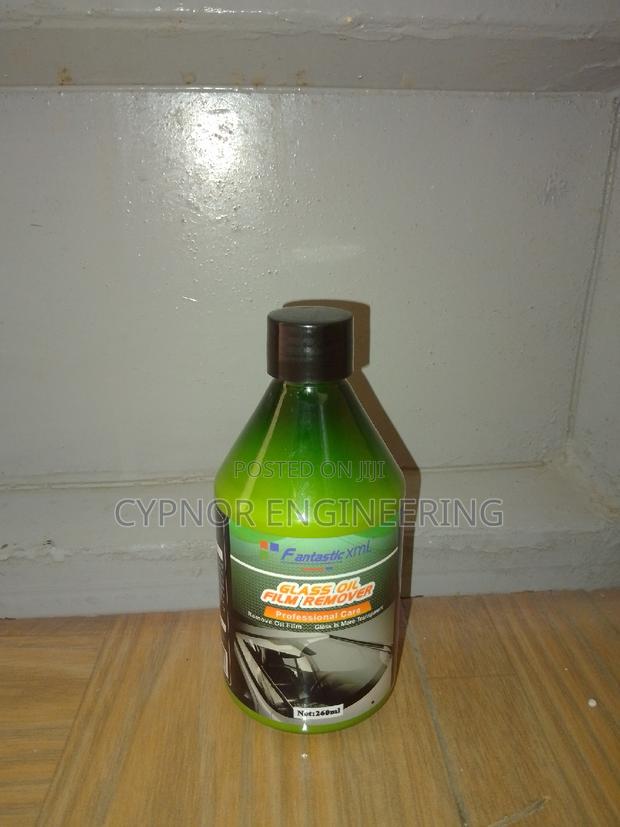 Fantastic XML Fiber Enriched Glass Cleaner