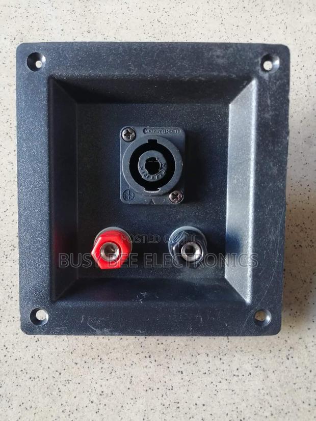 Speaker Rear Connector - main view