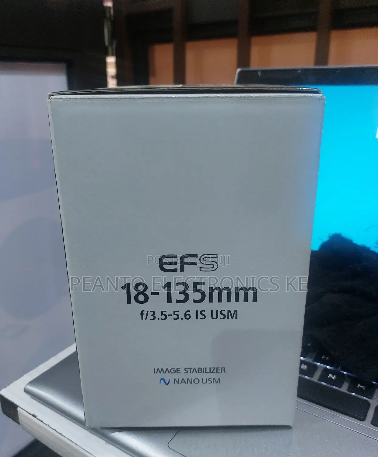 Canon EF-S 18-135mm F/3.5-5.6 IS Nano USM Lens