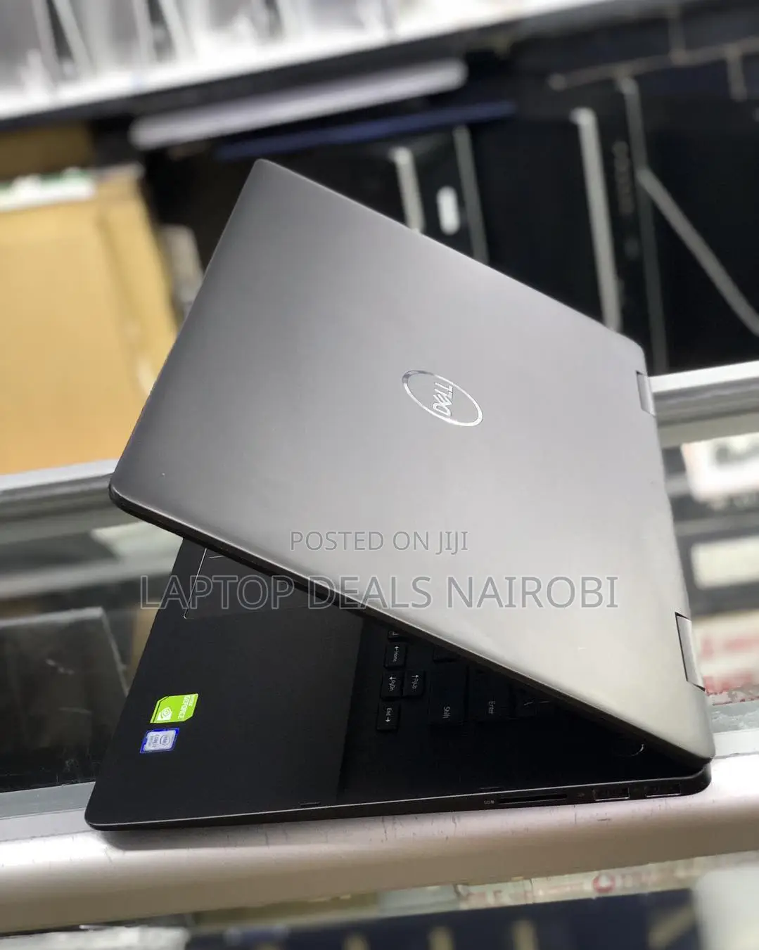 Laptop Dell Inspiron 15 7586 16GB Intel Core I7 SSD 256GB