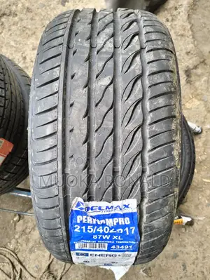 215/40r17 Delmax Tyre