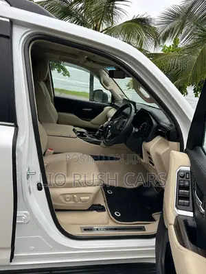 Toyota Land Cruiser 2024 White