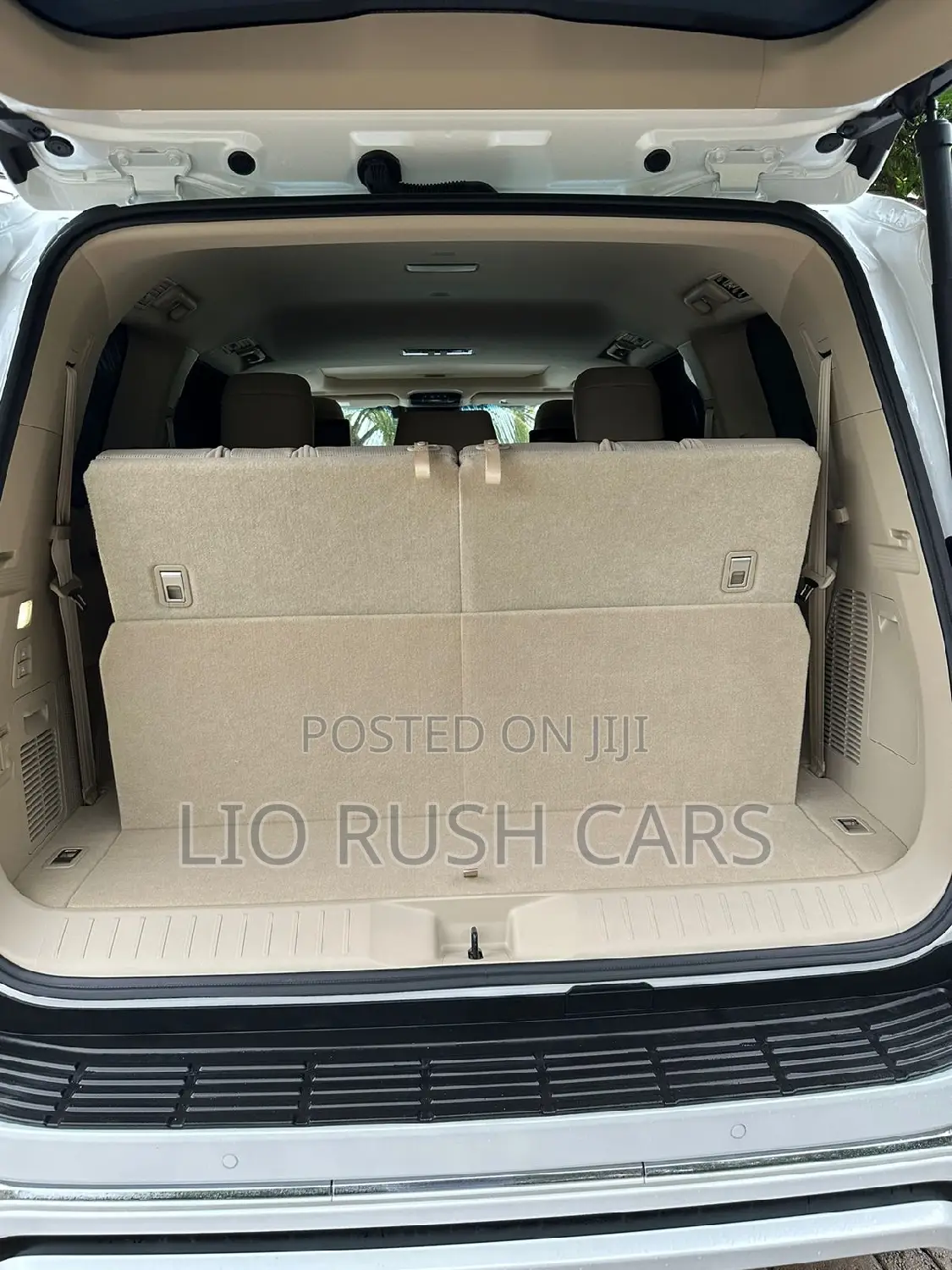 Toyota Land Cruiser 2024 White