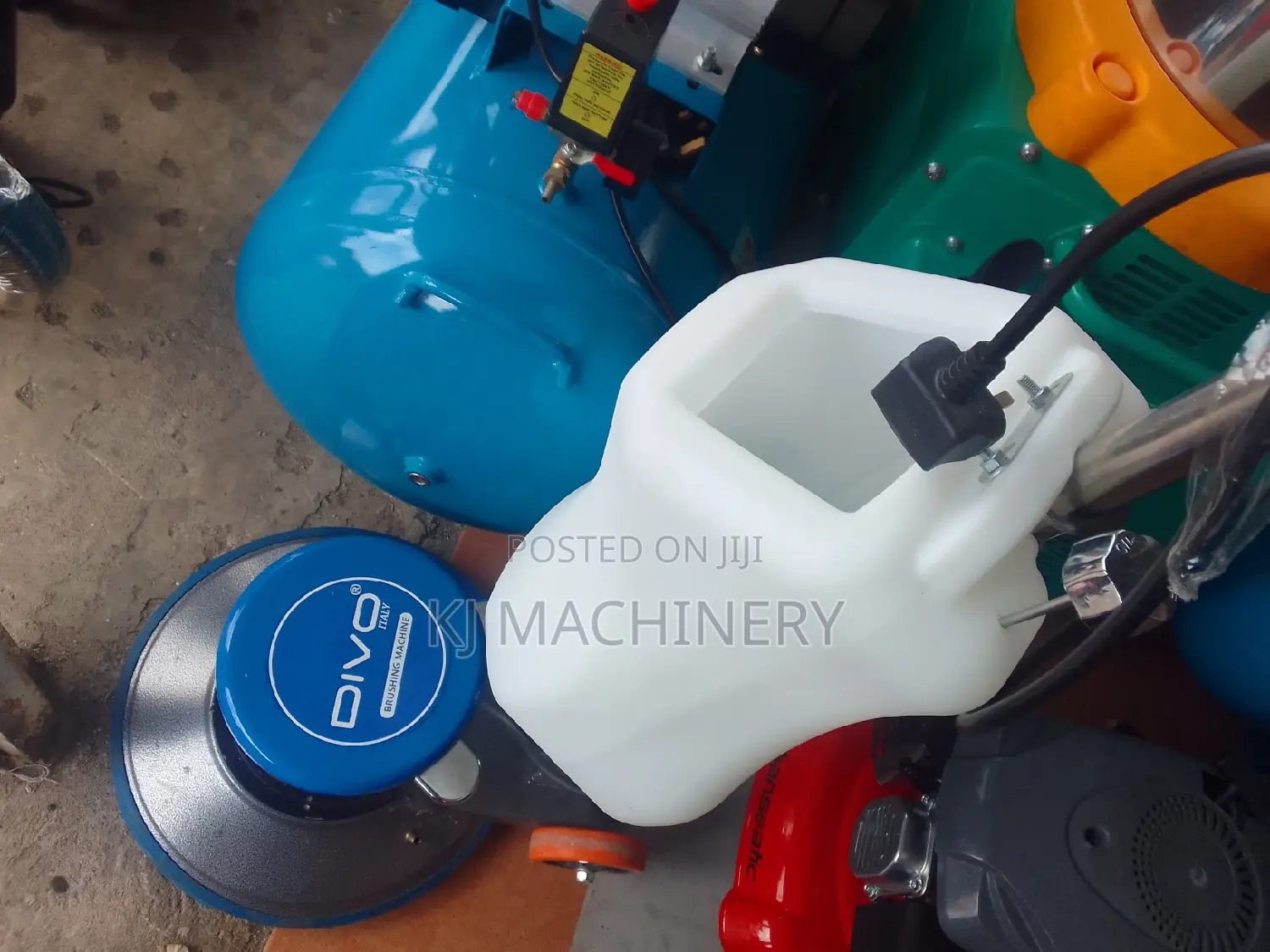 Floor Scrubber Divo Italy Electric Powered