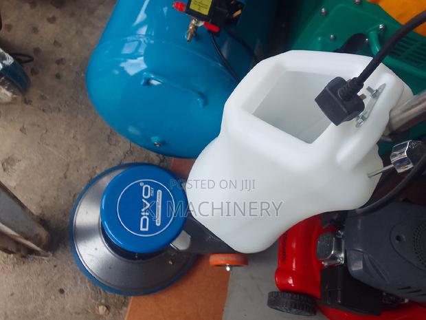 DIVO Italy Floor Scrubbing Machine - main view