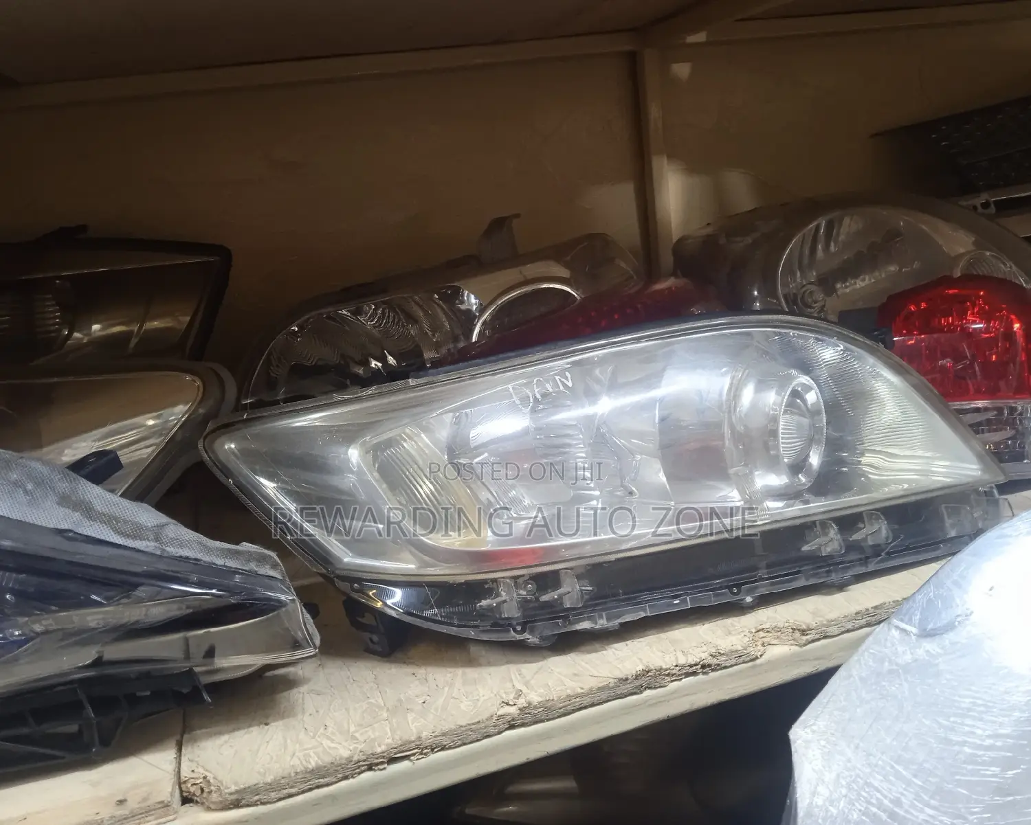 Vanguard Headlight
