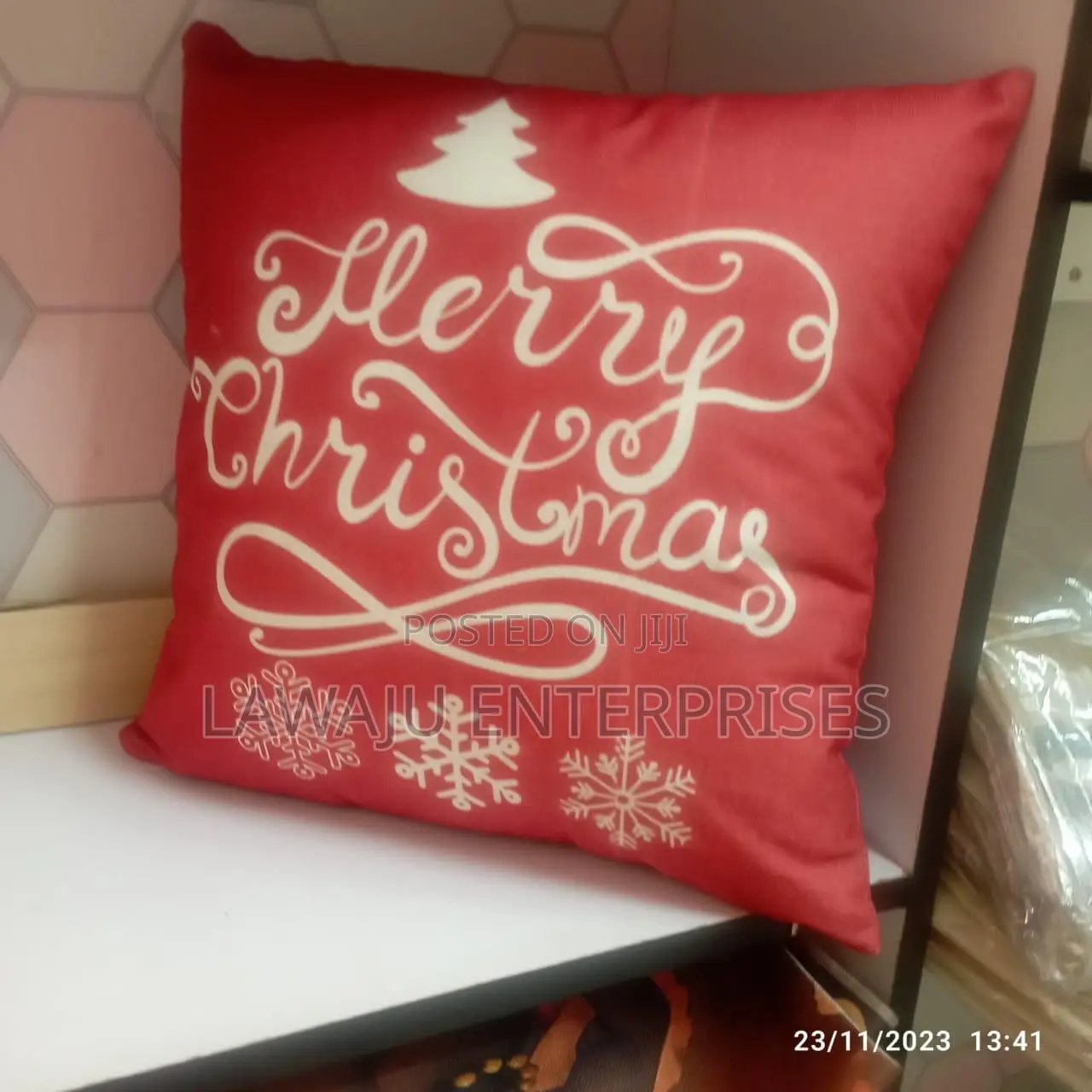 Merry Christmas Case With Pillow