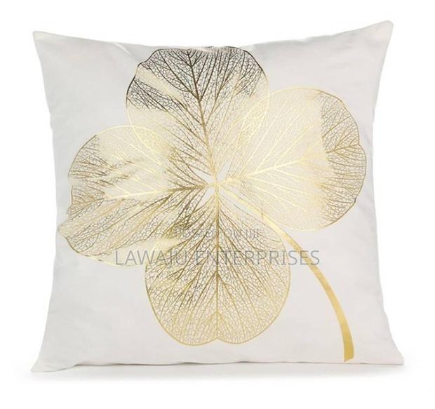 Gold Leaf Case With Pillow