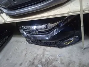 Honda Fit Shuttle Nosecut