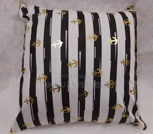 Black and White Case With Pillow